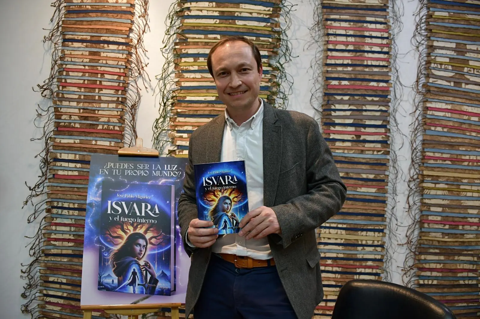 José Pablo Miguélez consolida su éxito con "Isvara y el fuego interno"