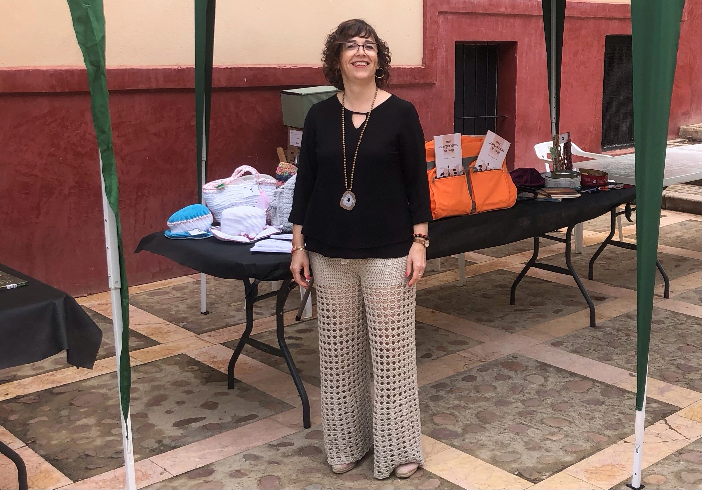 Enriqueta Climent del Valle presenta Mis Compañeras de viaje, un testimonio vital sobre la fibromialgia y la fatiga crónica