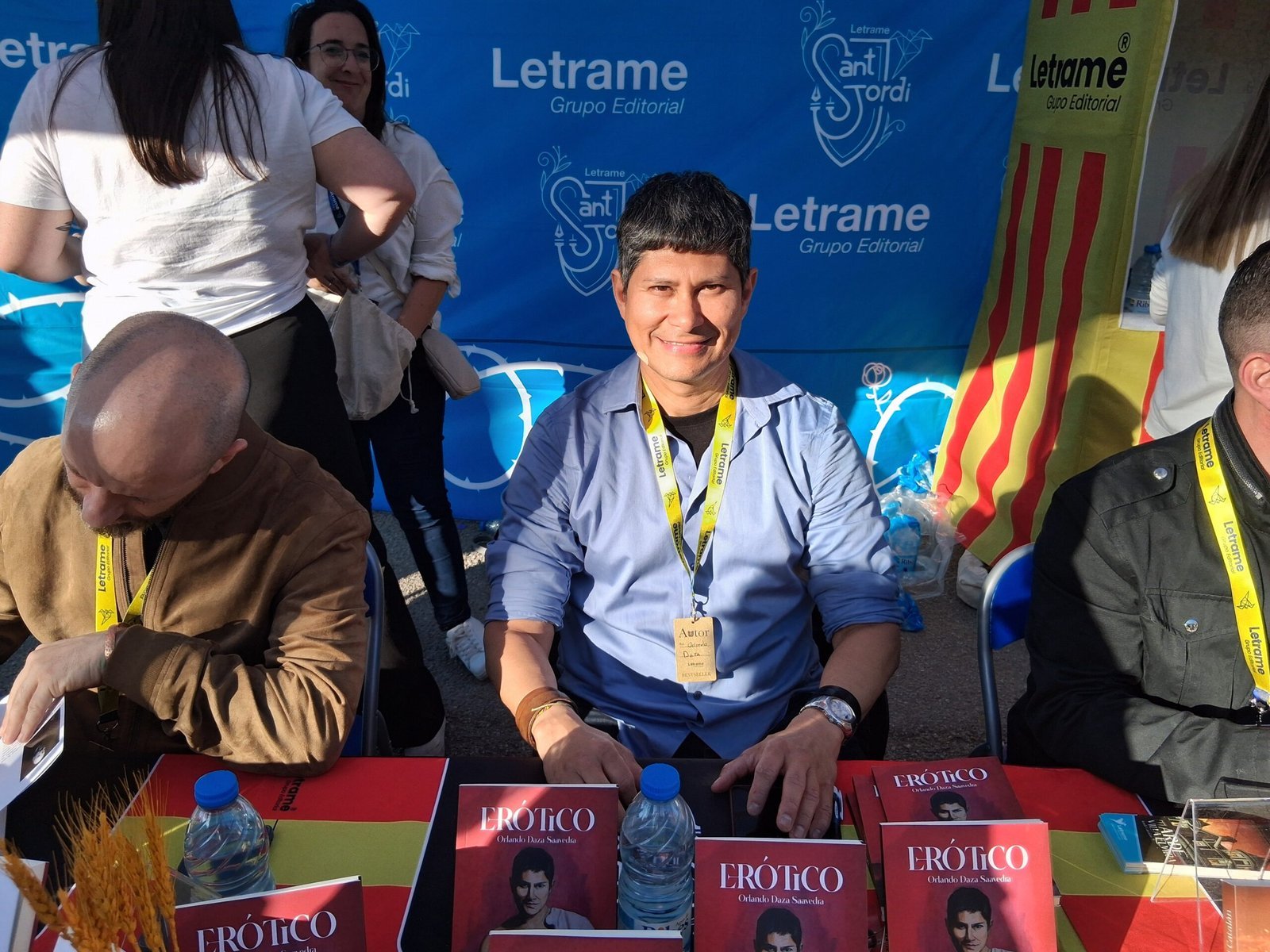 Orlando Daza Saavedra firma su libro Erótico en Sant Jordi 2025 con Editorial Letrame