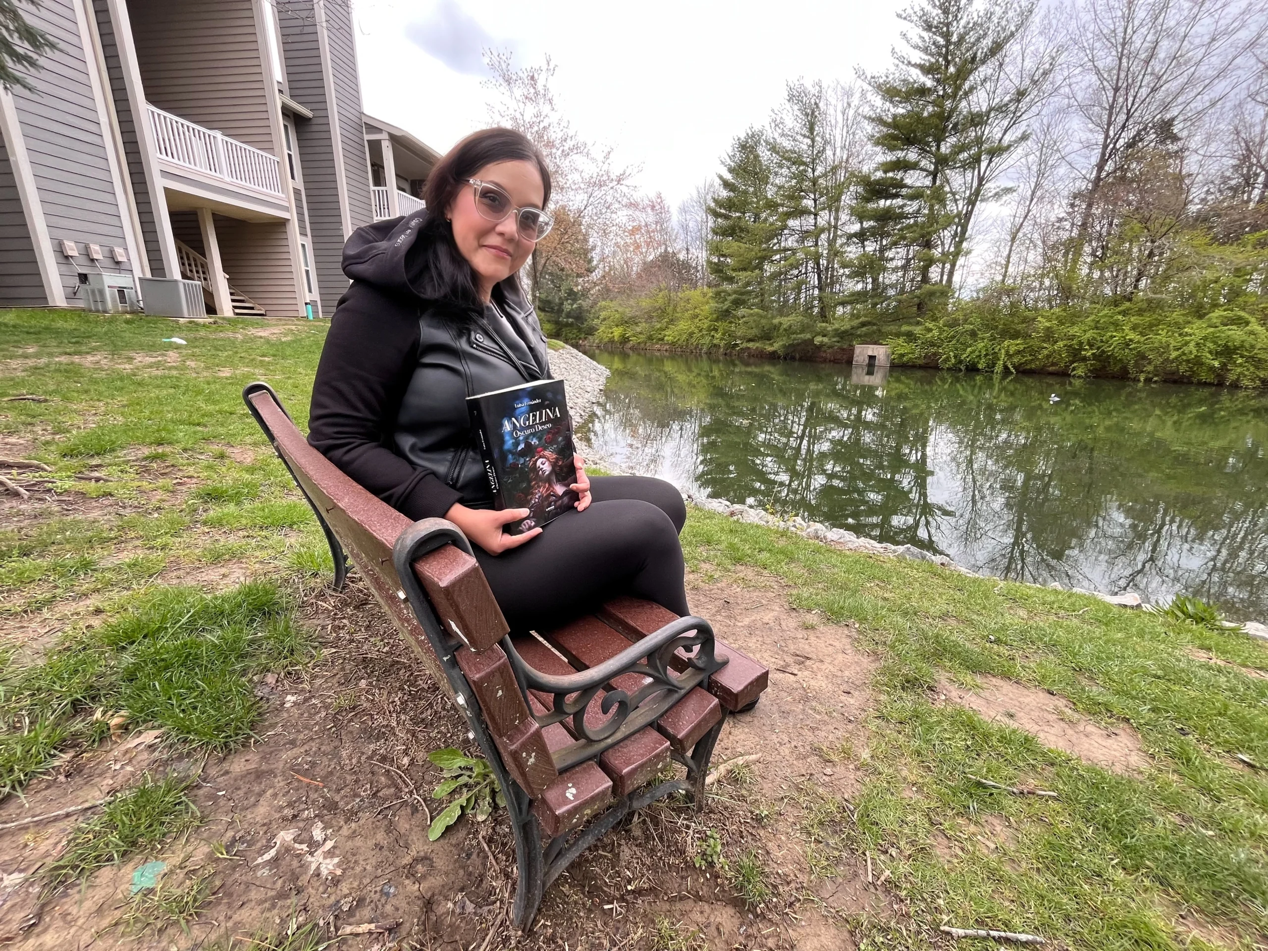 Luisa Elena Fernández deslumbra con su nueva novela de romance gótico