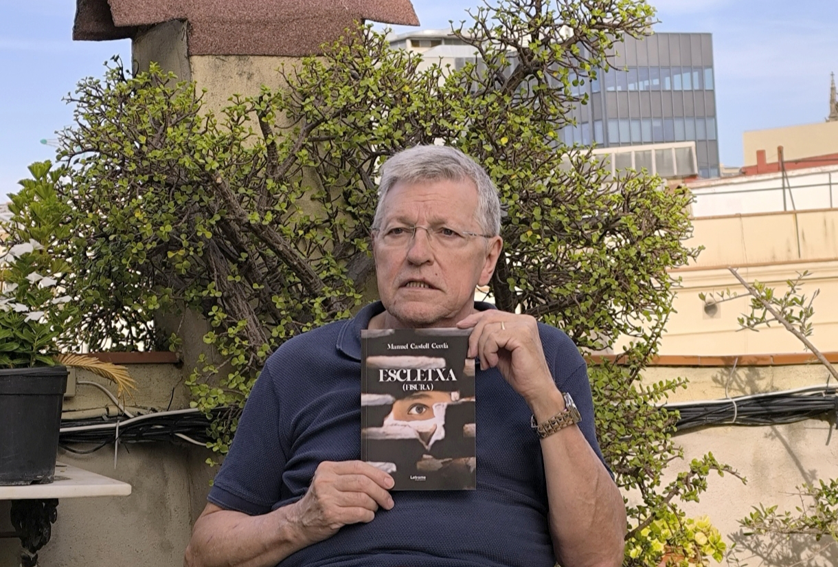 Manuel Castell Cerdá celebra la acogida de Escletxa (Fisura), su obra más íntima